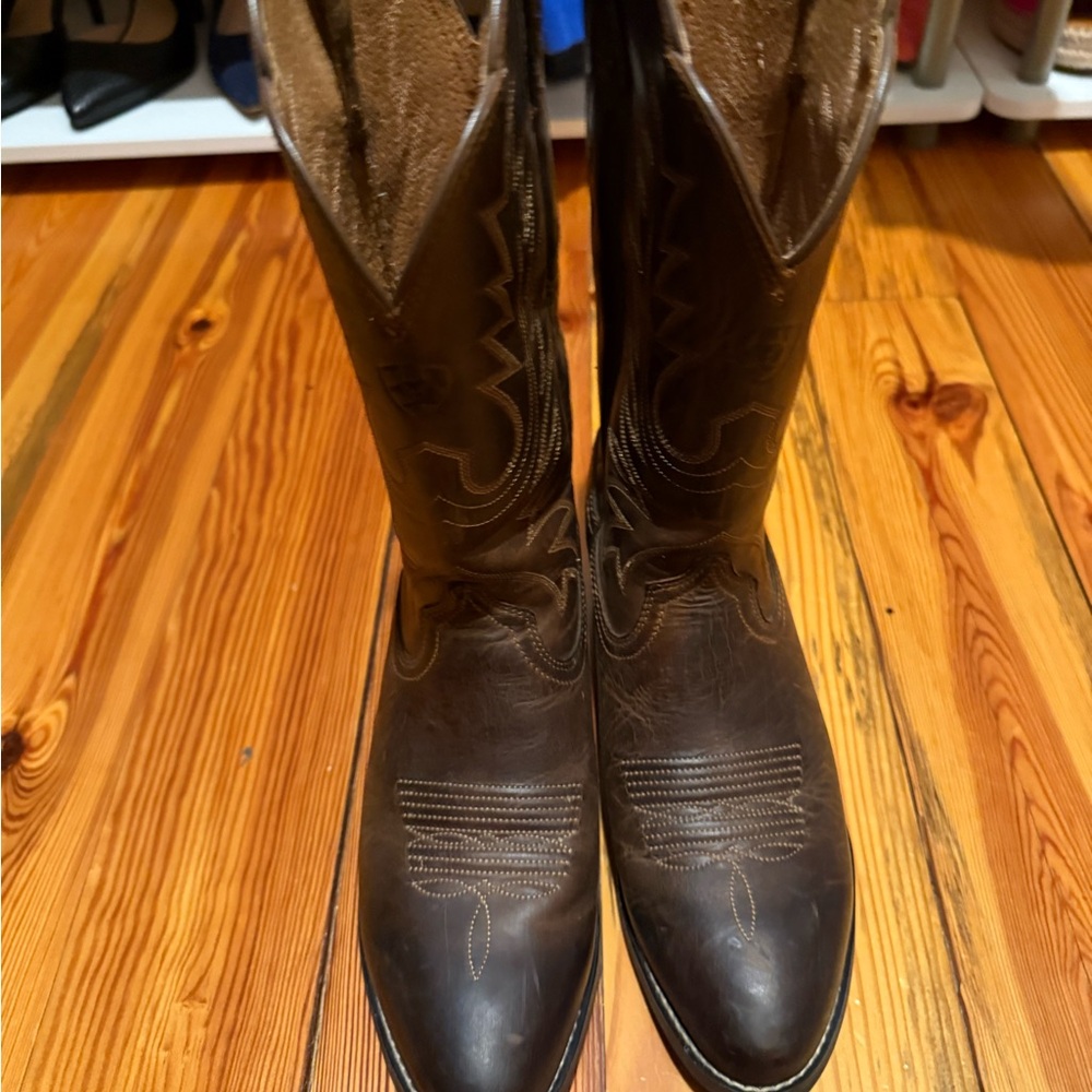 Ariat Brown Women's Winter Boots, worn once!